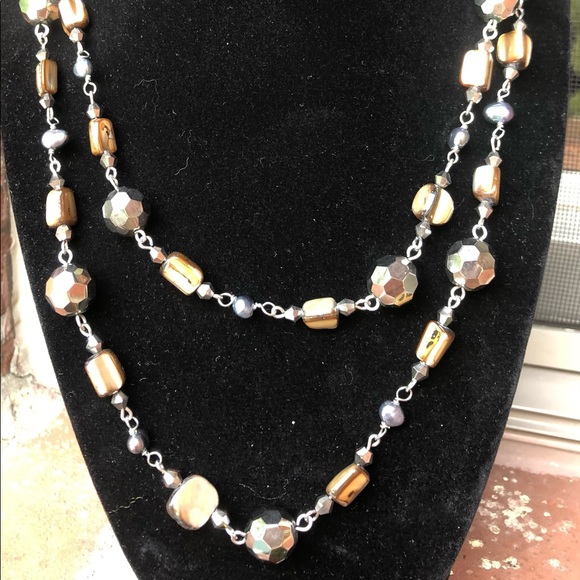 Cookie Lee Iridescent Beaded Necklace - Picture 2 of 4